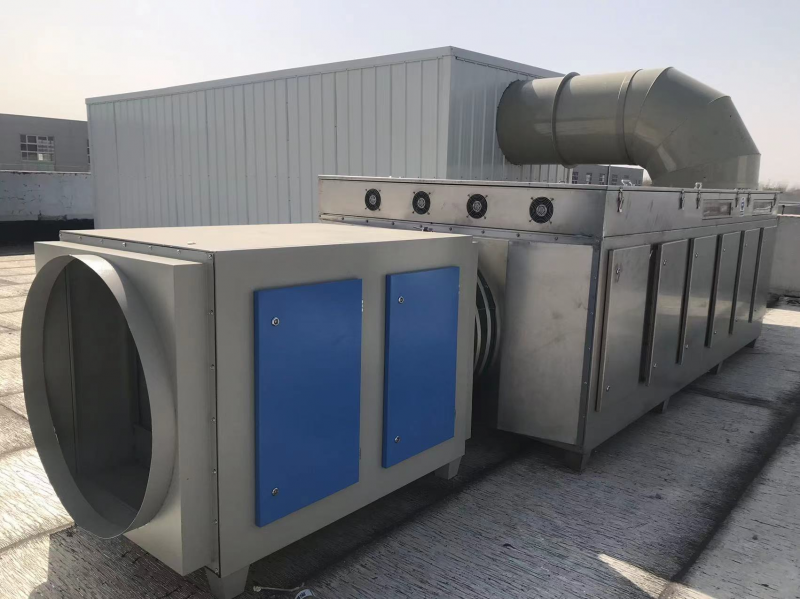 光氧(yang)活性炭一體機