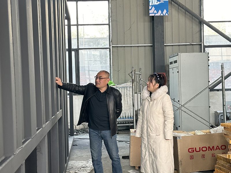 熱烈歡迎青島港(gang)項目荊總蒞臨我司視詧工作